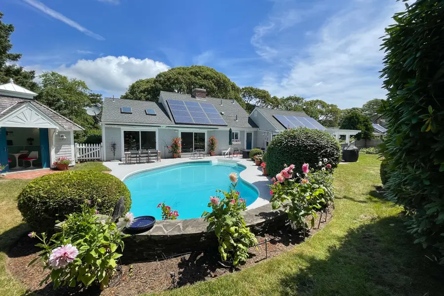 764 Riverview Dr, Chatham, MA 02633 - #2