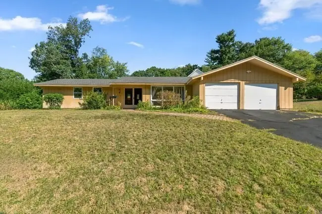 8 Oran Cir, Peabody, MA 01960 - #1
