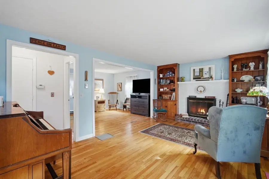24 Sedgelia Street, Springfield, MA 01104 - #2