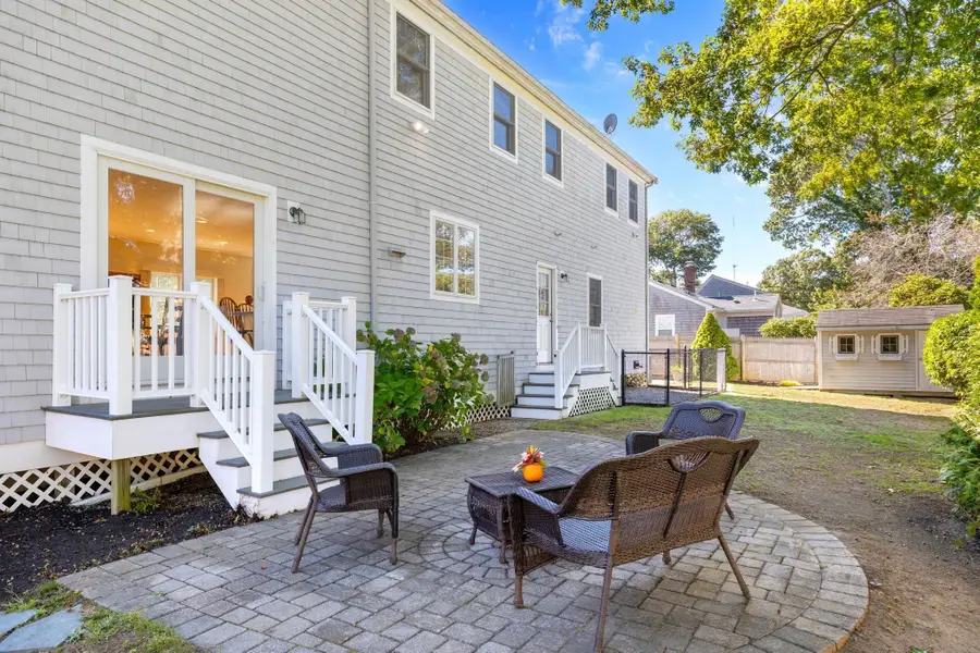 64 Randolph St, Teaticket, MA 02536 - #3