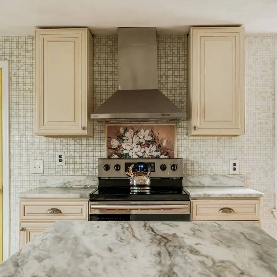12 Butler St, Medford, MA 02155 - #3