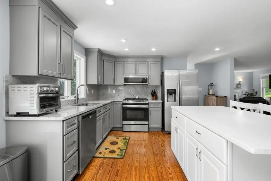 47 Blackthorn Path, Forestdale, MA 02644 - #3