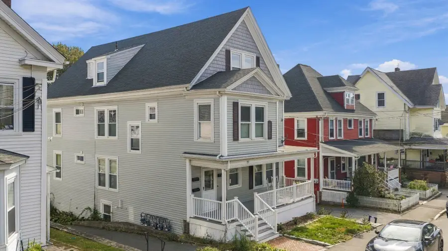 25 Elm St #3, Gloucester, MA 01930 - #3