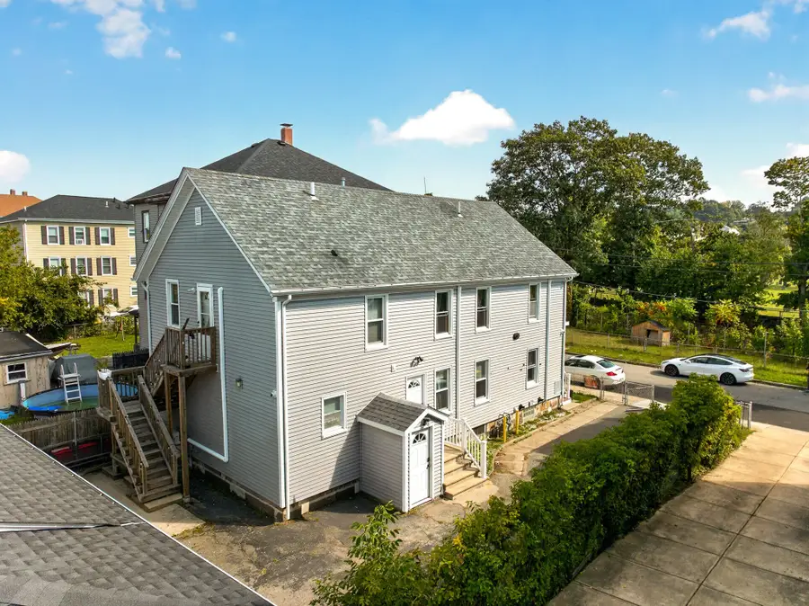 16 Murray St, Fall River, MA 02720 - #3
