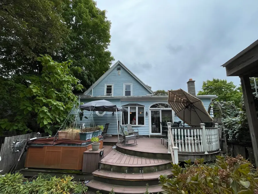 330 Webster St, Rockland, MA 02370 - #2