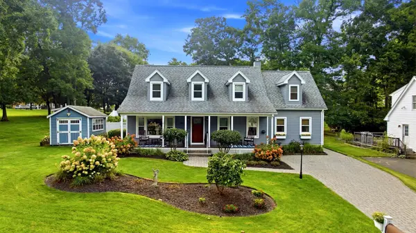 20 Dana Hl, Belchertown, MA 01007