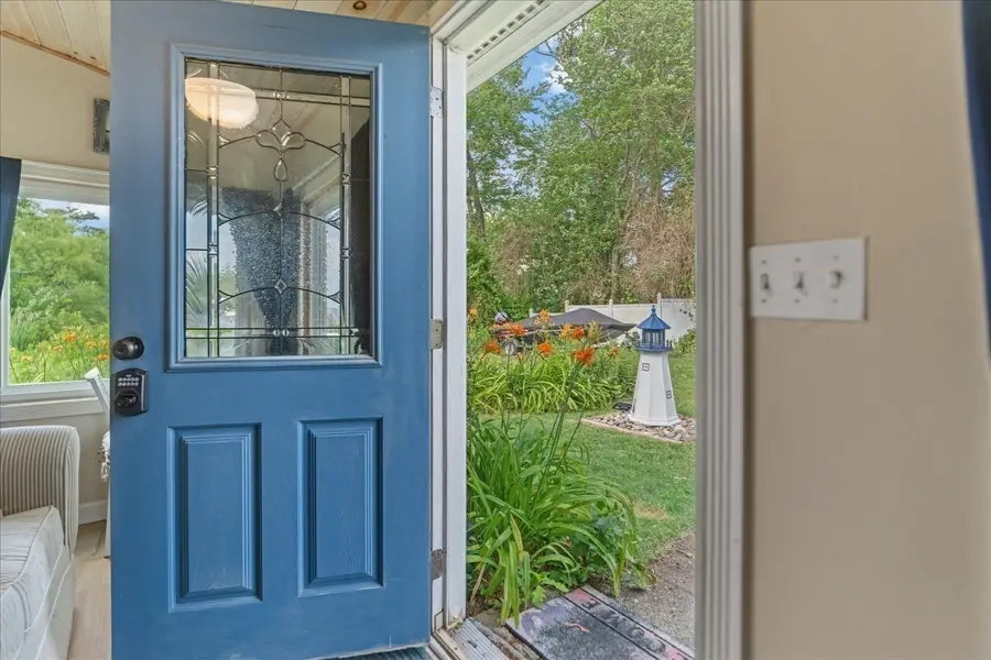 15 Charles St, Lakeville, MA 02347 - #3