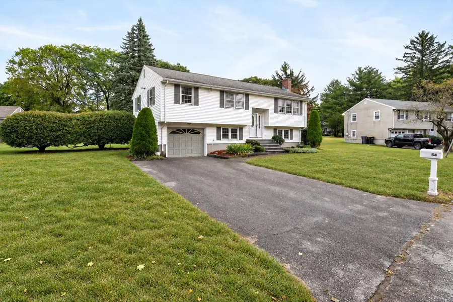 54 Apple D'or Road, Framingham, MA 01701 - #2