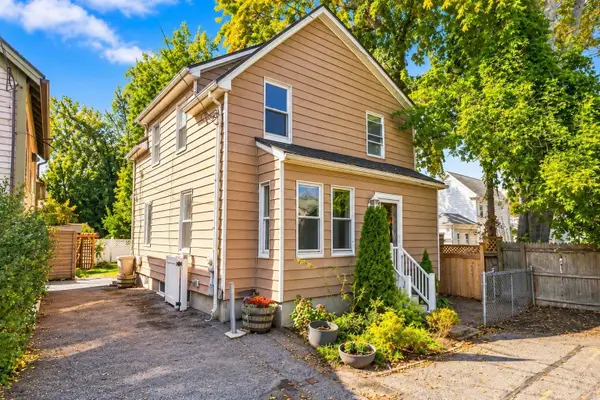 12 Linden Pl, Somerville, MA 02143