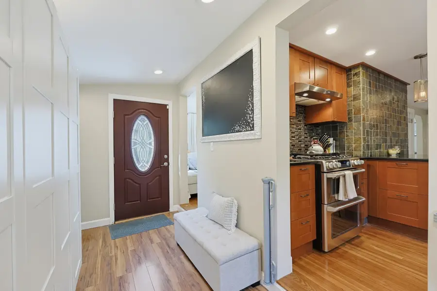 28 Ellis Ave, Norwood, MA 02062 - #2