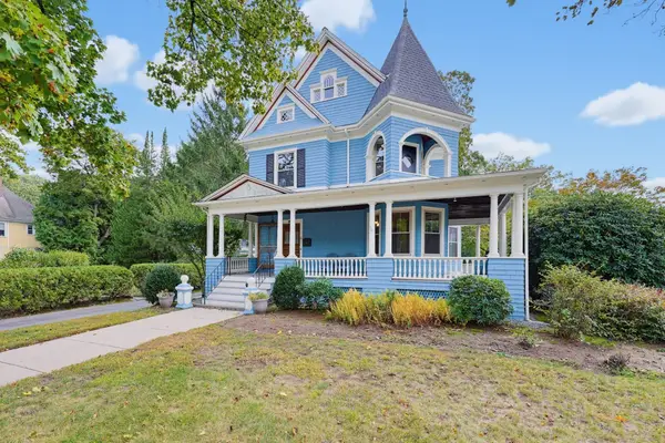 45 Holden St, Attleboro, MA 02703