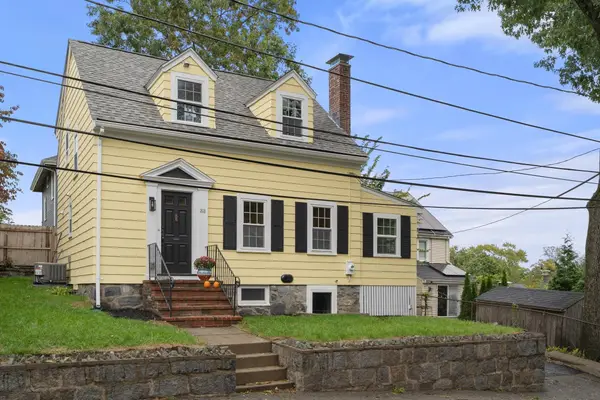 88 Decker St, Milton, MA 02186