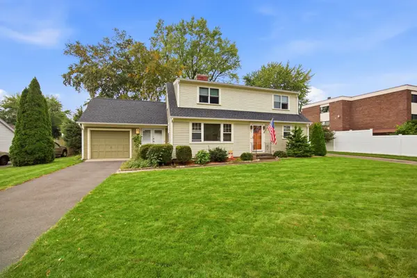 25 Saint Anthony St, Chicopee, MA 01013