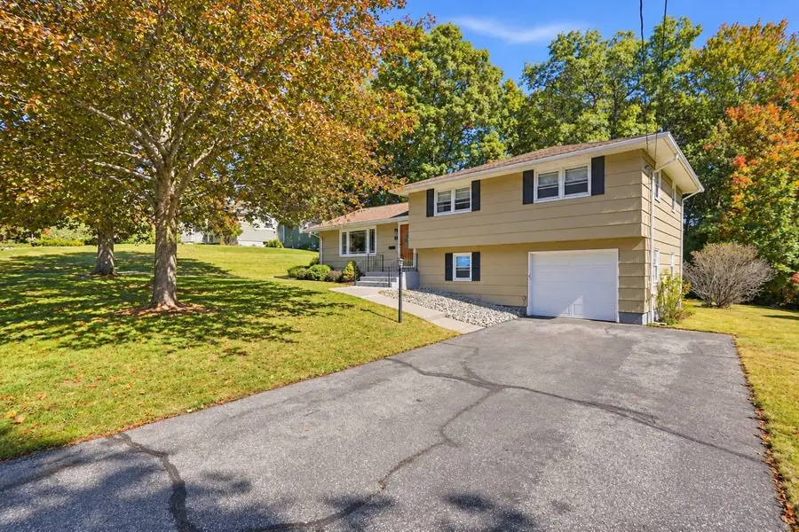 71 Woodside Rd, Ludlow, MA 01056 - #2