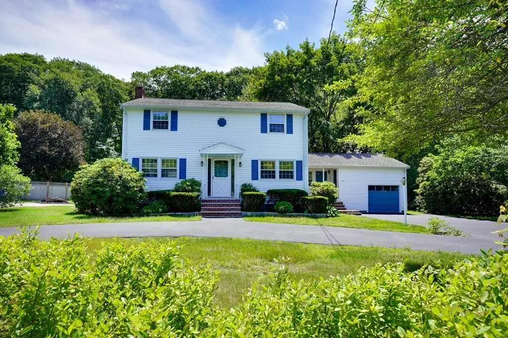 16 Phillip Ave, Burlington, MA 01803 - #1