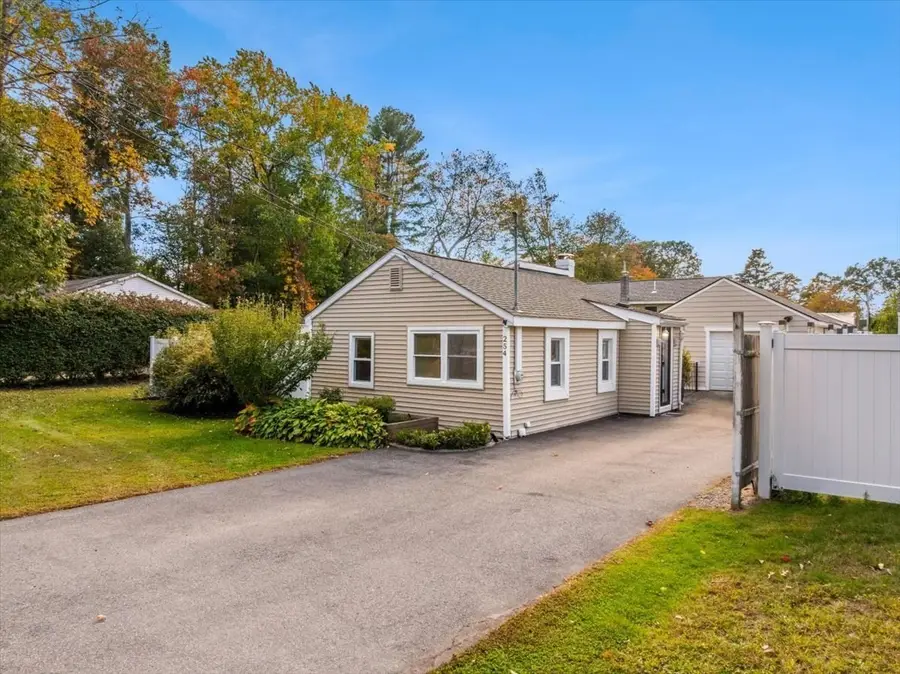 254 Reservoir St, Norton, MA 02766 - #2