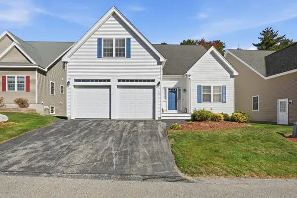 23 Dickens Ln, Tyngsborough, MA 01879