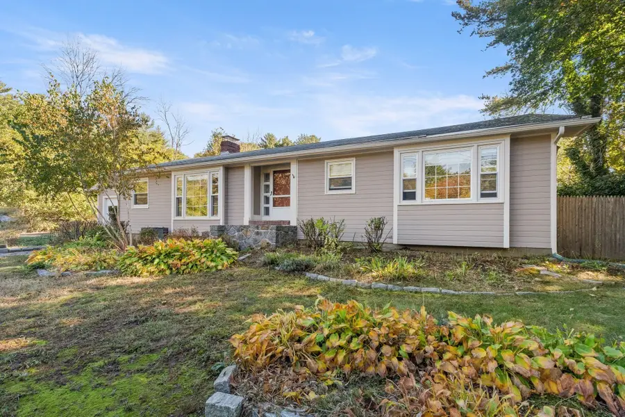 335 Essex Ave, Gloucester, MA 01930 - #2