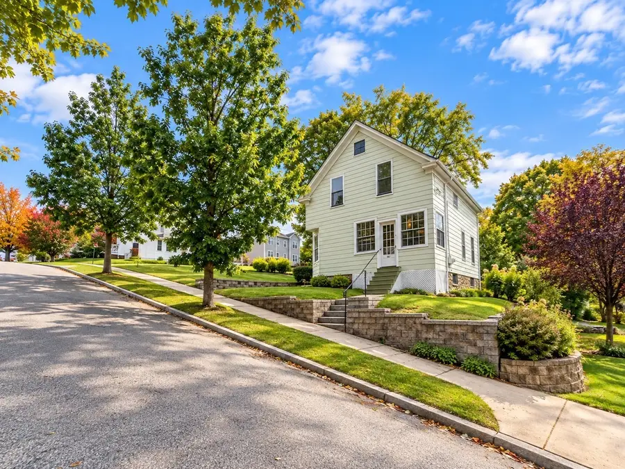 26 Merrill Rd, Worcester, MA 01606 - #2