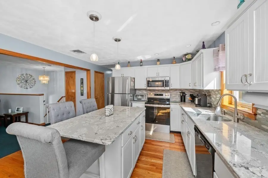 3 Gatta Cir, Woburn, MA 01801 - #3
