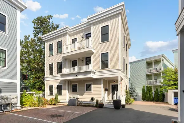 113 Beacon St #A, Somerville, MA 02143
