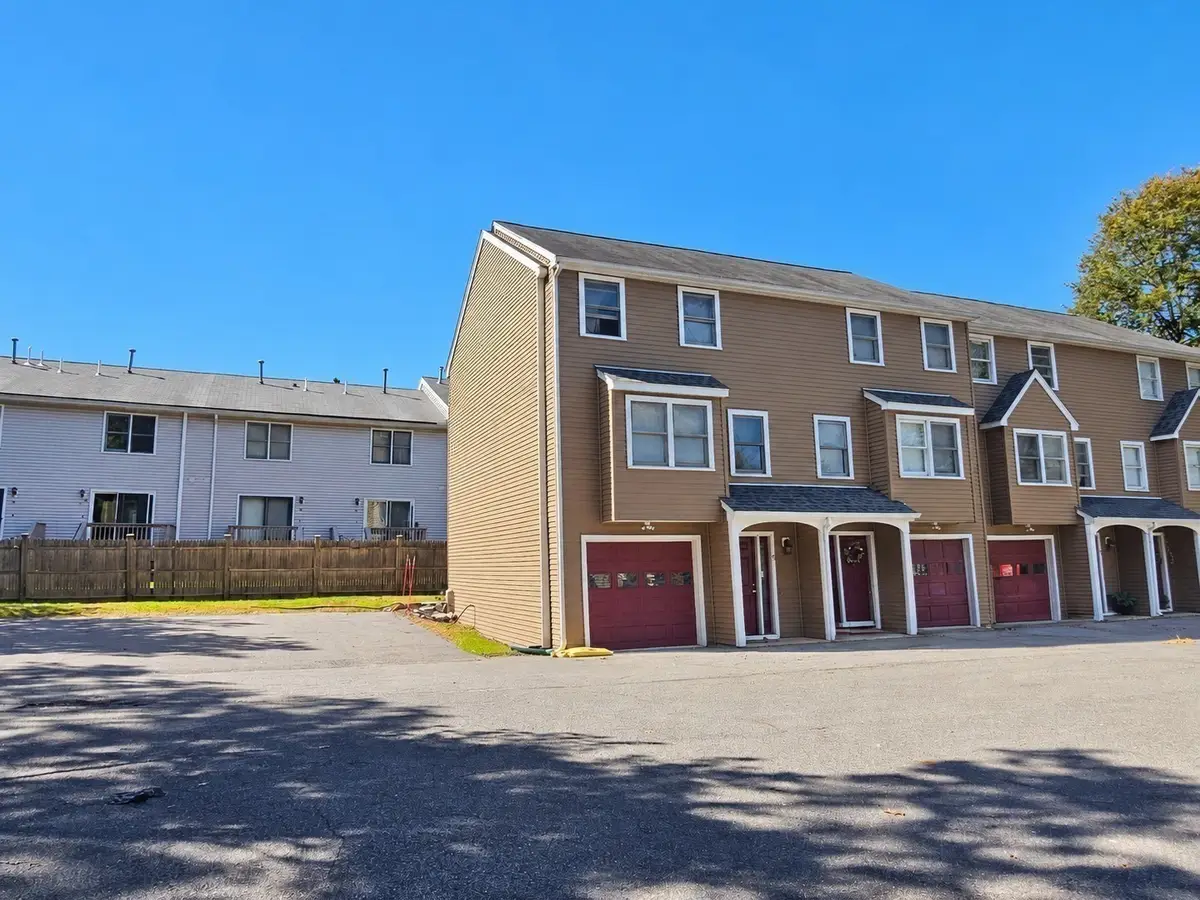20 Angle St #10, Lowell, MA 01851 - #1