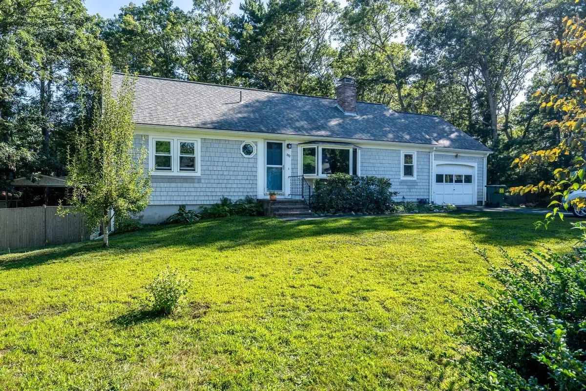 382 Mariner Circle, Cotuit, MA 02635 - #1