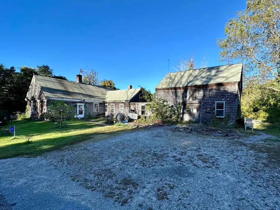 1 Pleasant St, Assonet, MA 02702 - #3