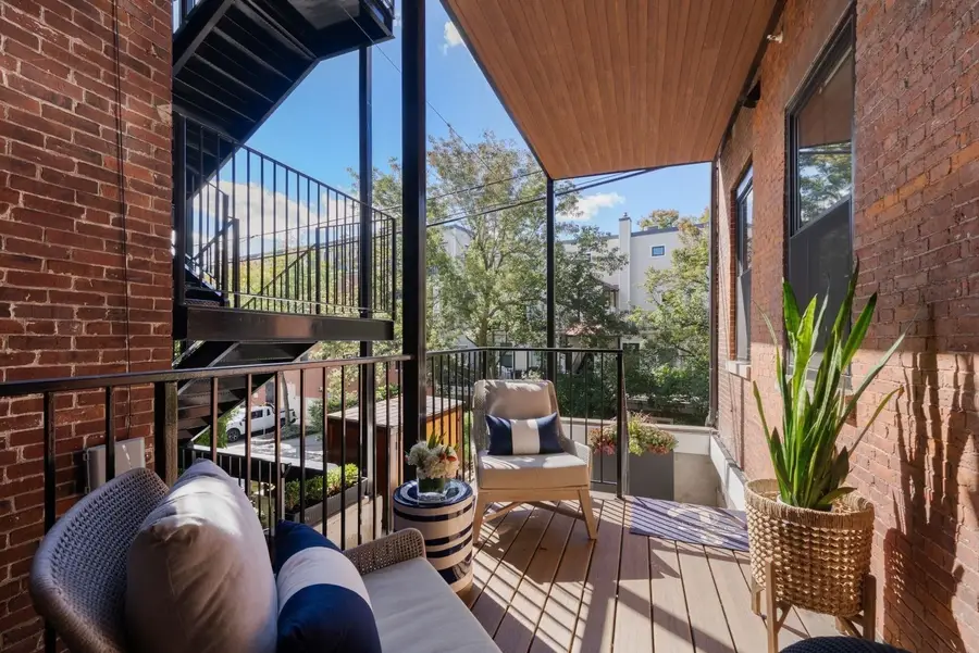 40 Mount Vernon Street #1, Boston, MA 02129 - #3