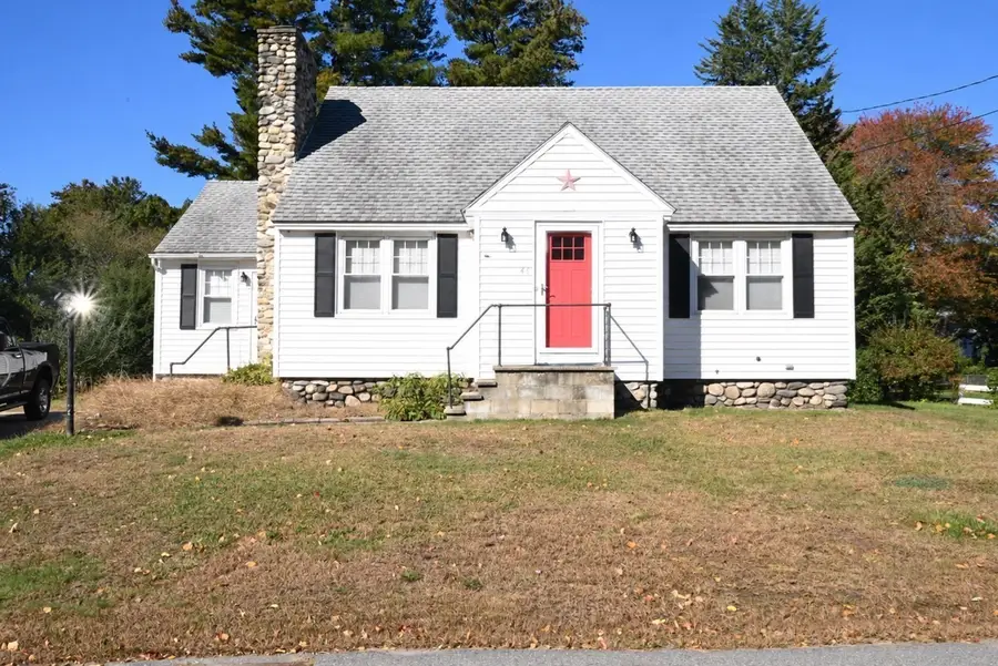46 Litchfield Ave, Dracut, MA 01826 - #3