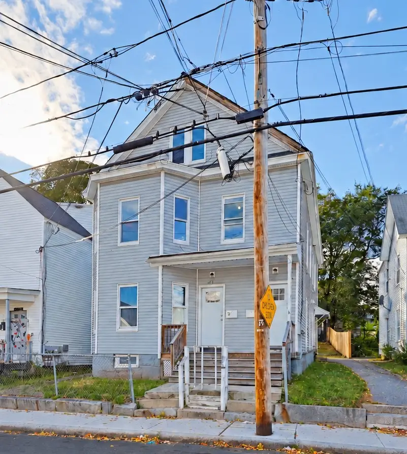 161 Smith St, Lowell, MA 01851 - #2