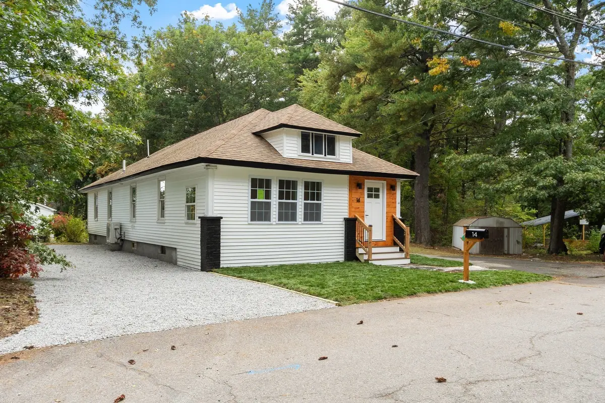 14 Brook St, Ayer, MA 01432 - #1