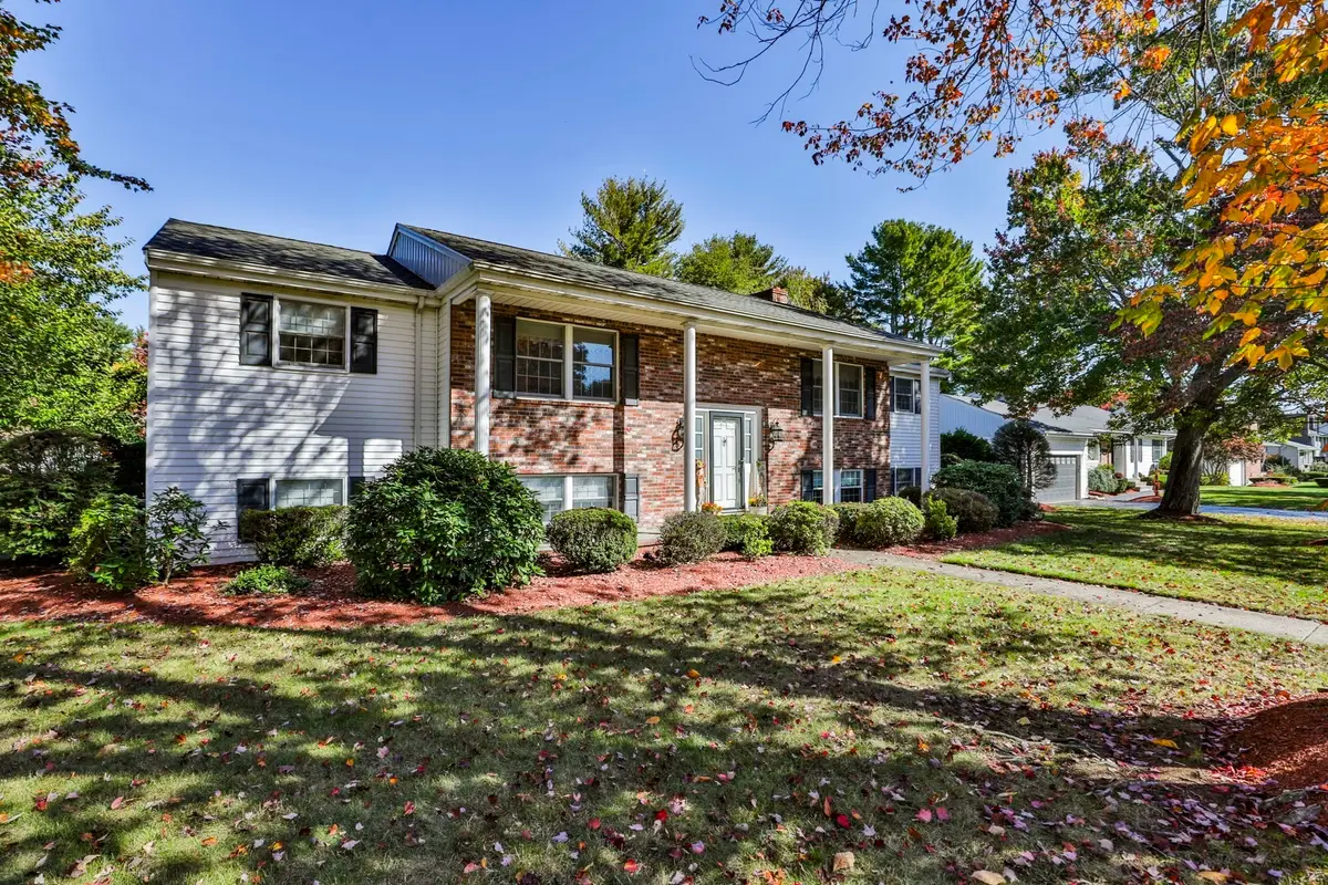 25 Indian Rock Dr, Saugus, MA 01906 - #1