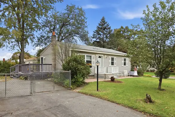 50 Finch Rd, Springfield, MA 01119