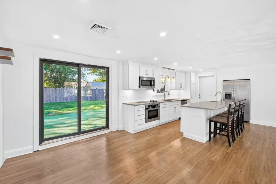 15 Roger Rd, Holbrook, MA 02343 - #3