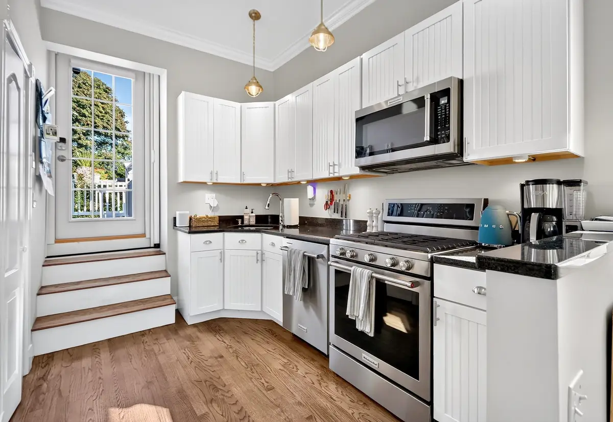 656 E 7th St #3, Boston, MA 02127 - #1