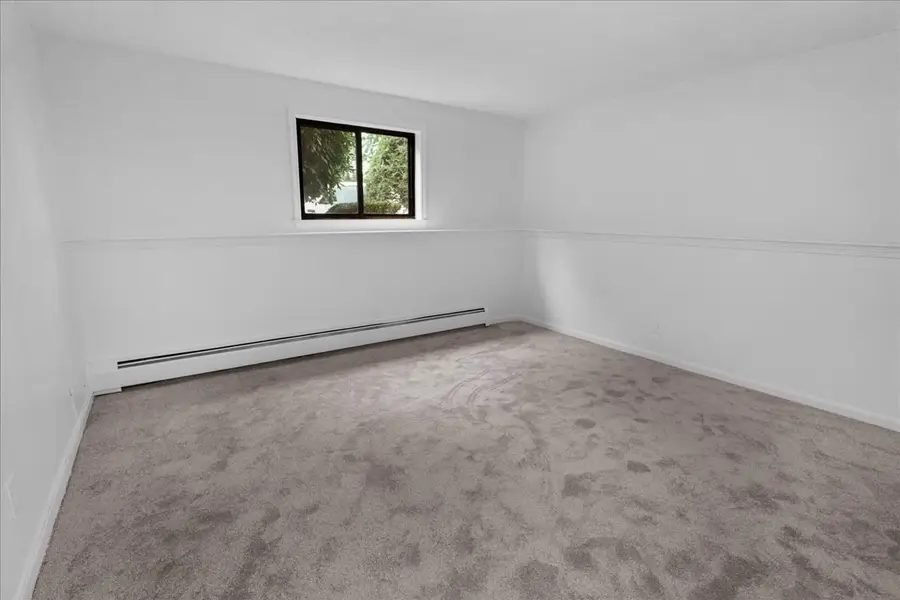 635 W Lowell Ave #2, Haverhill, MA 01832 - #2