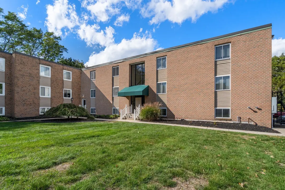 2 Main St #18, Valley Falls, RI 02864 - #1