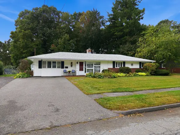 50 Barry Rd, Worcester, MA 01609