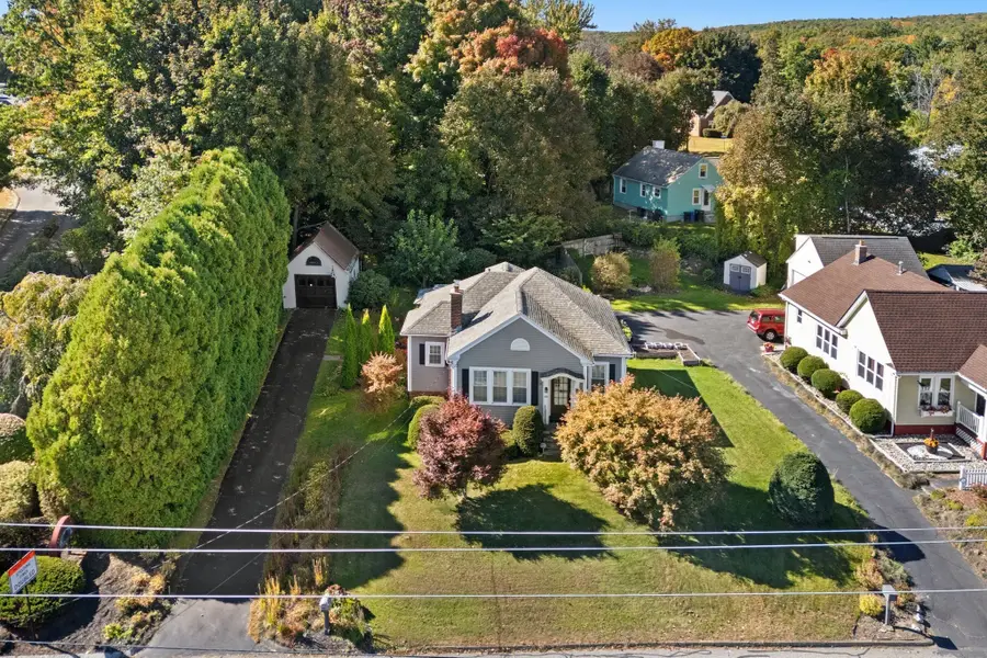 306 Cherry Street, Holyoke, MA 01040 - #2