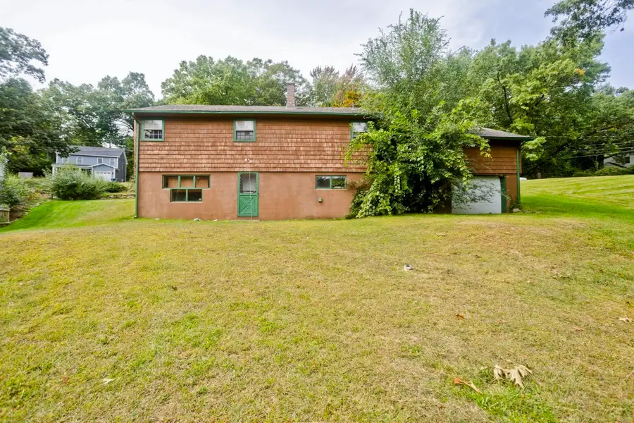 290 Morton St, West Springfield, MA 01089 - #3