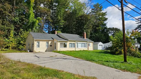 1343 Pleasant St, Worcester, MA 01602