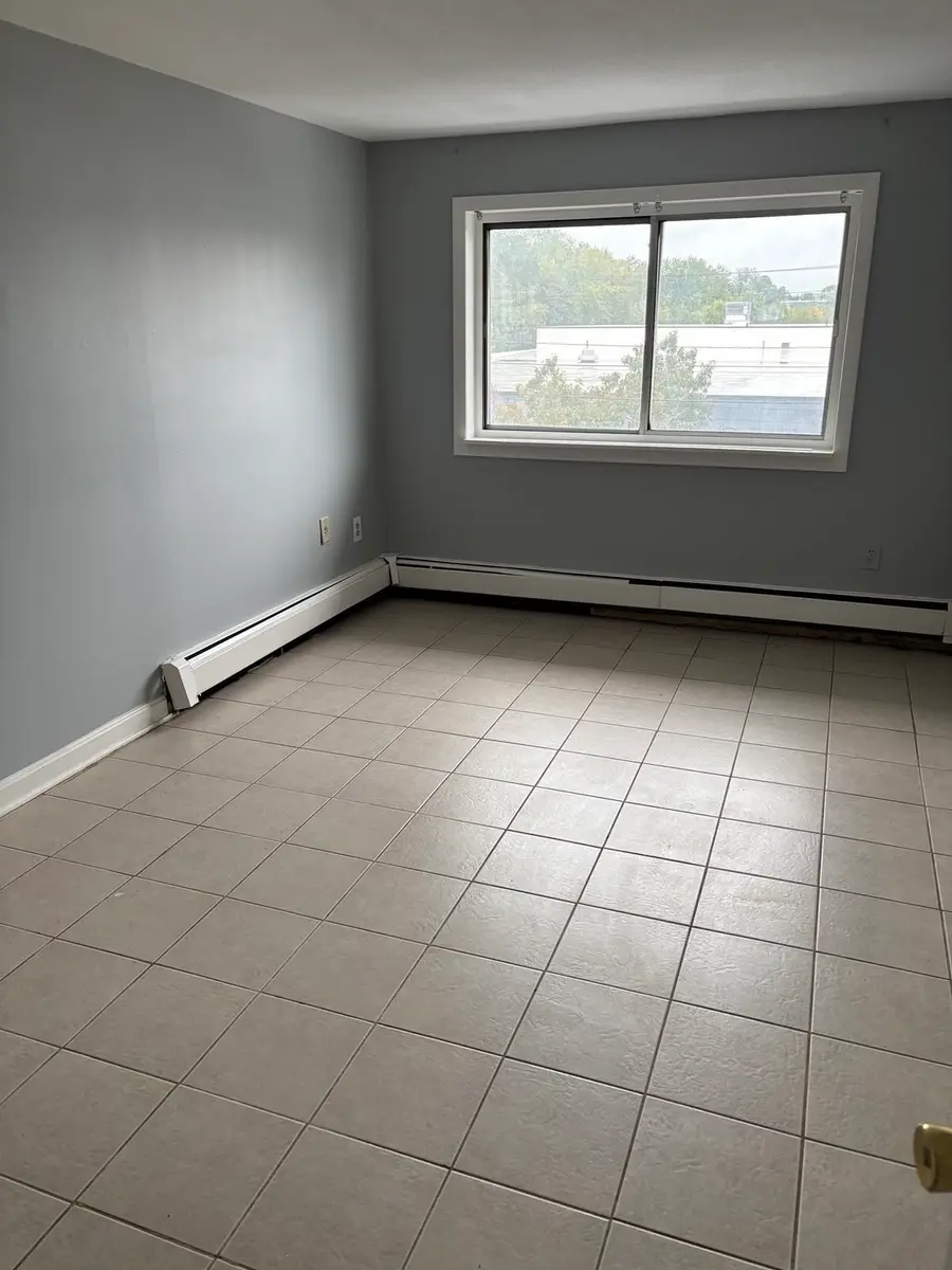 154 Second Street #303, Framingham, MA 01702 - #2