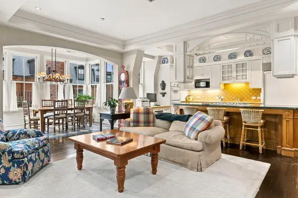 21-23 Marlborough Street #4, Boston, MA 02116