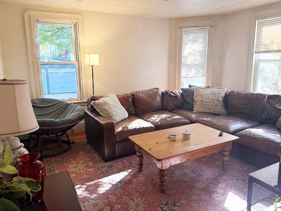 34 Holyoke Road, Somerville, MA 02144 - #3