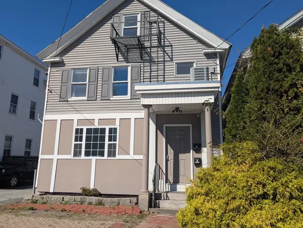 243 Appleton St, Lowell, MA 01852