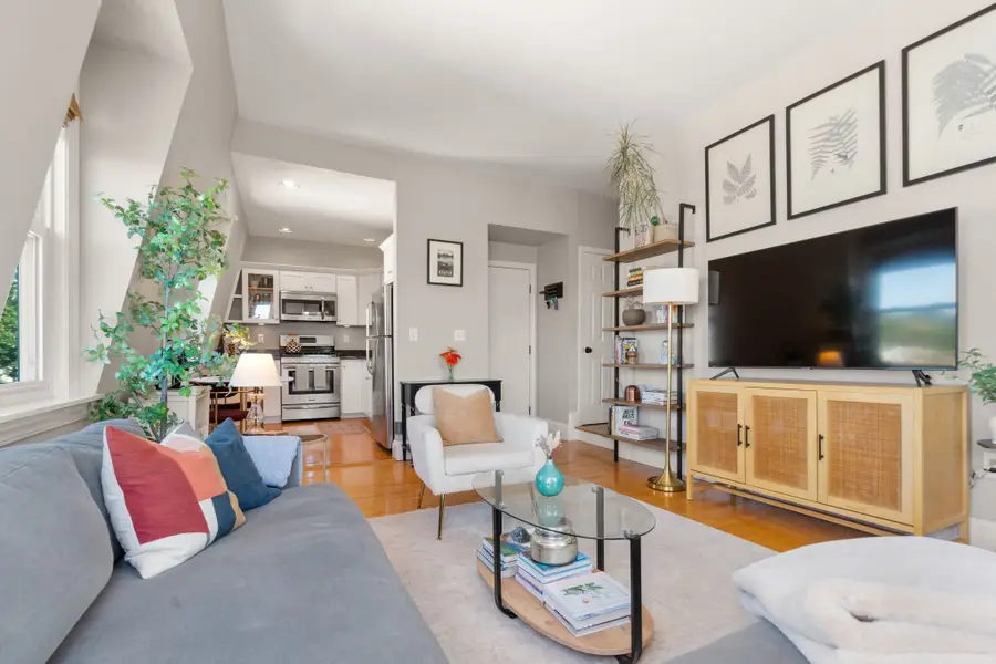 73 Sullivan St #4, Boston, MA 02129 - #3