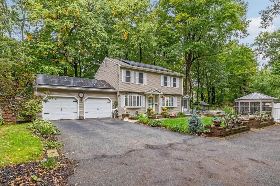 14 Fairview Street, Longmeadow, MA 01106 - #2