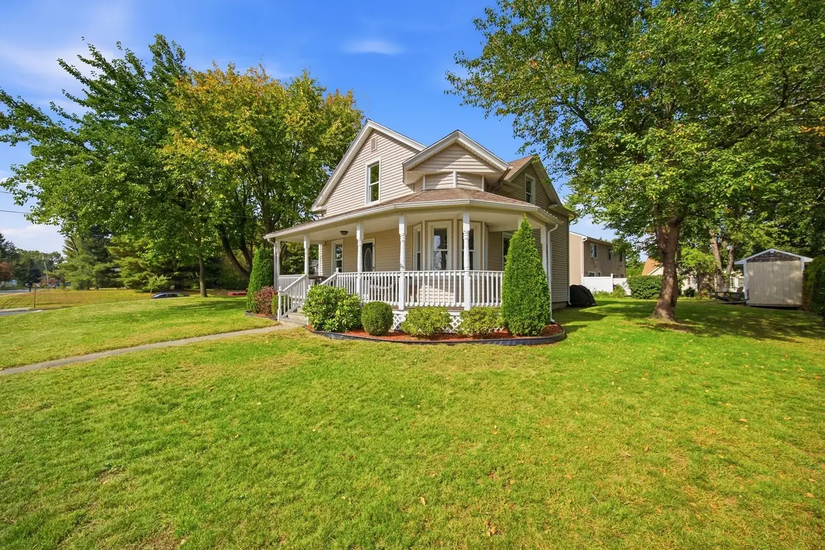 52 North St, Agawam, MA 01001 - #1