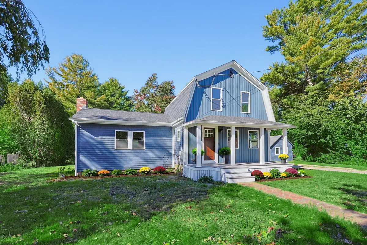 299 S Precinct St, East Taunton, MA 02718 - #1